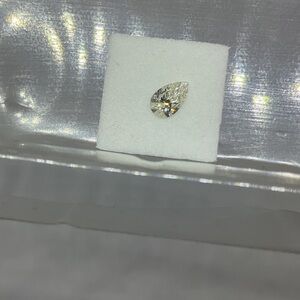 0.30 Carat Pear Brilliant IGI Certified Lab Grown VS1 Color Grade F Diamond
